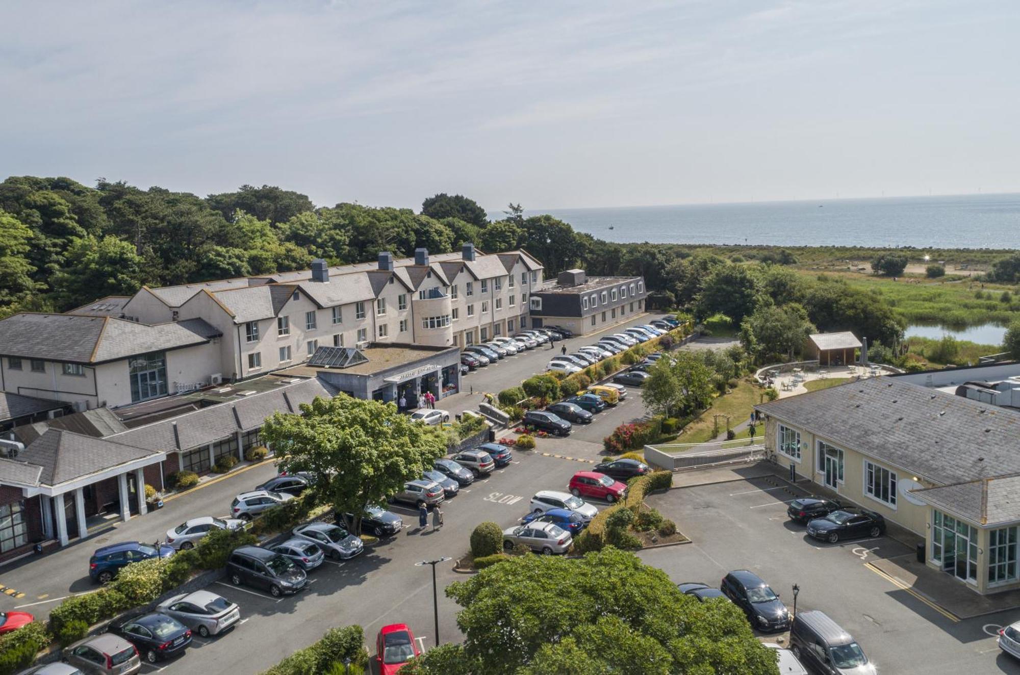 Arklow Bay Hotel Exterior photo