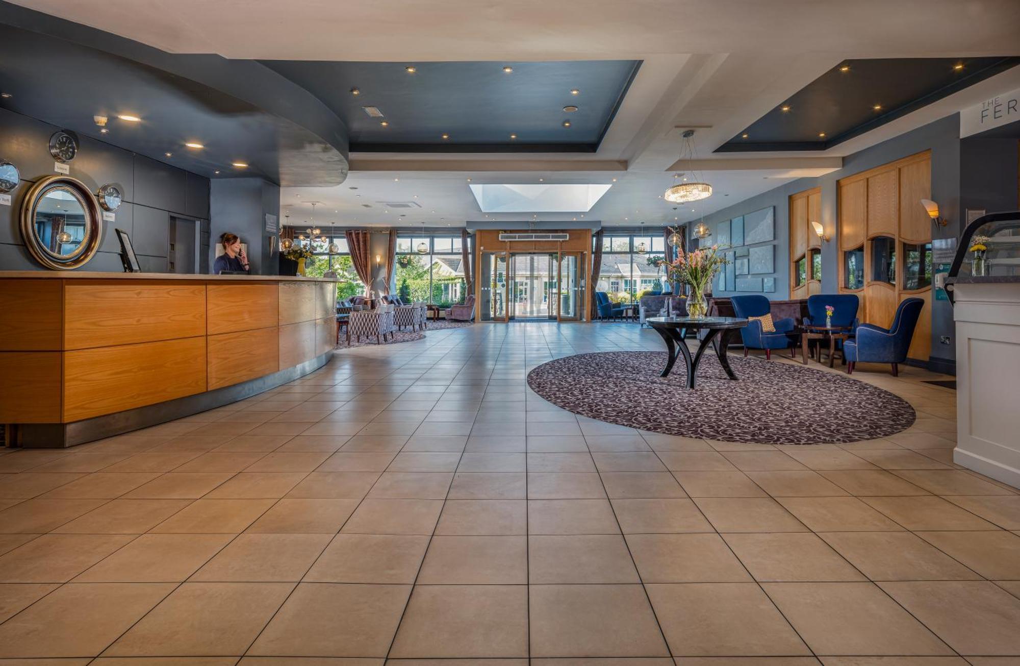 Arklow Bay Hotel Exterior photo